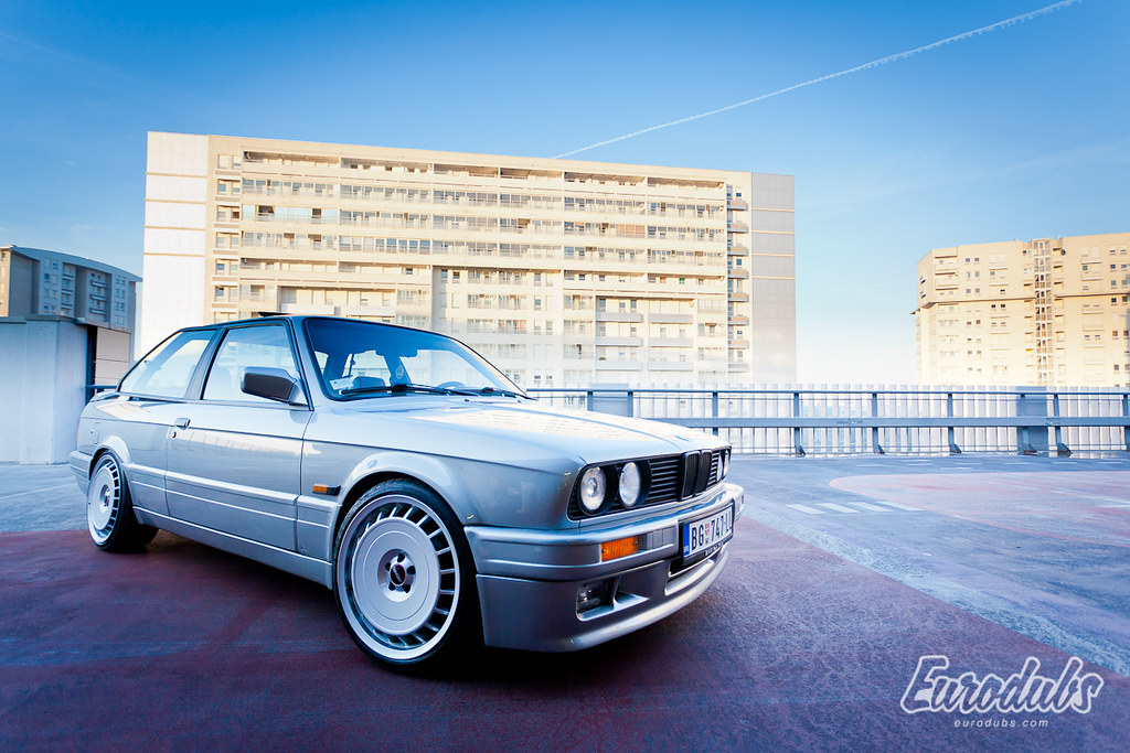 BMW E30 327i on Ronal Aero