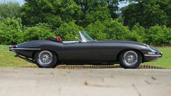 Eagle Restomod 1962 Jaguar E-Type Roadster