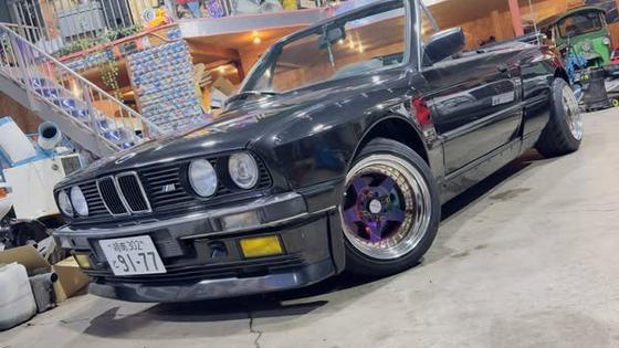 ITB-Swapped BMW E30 Cabrio by Owl Works