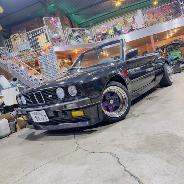 ITB-Swapped BMW E30 Cabrio by Owl Works