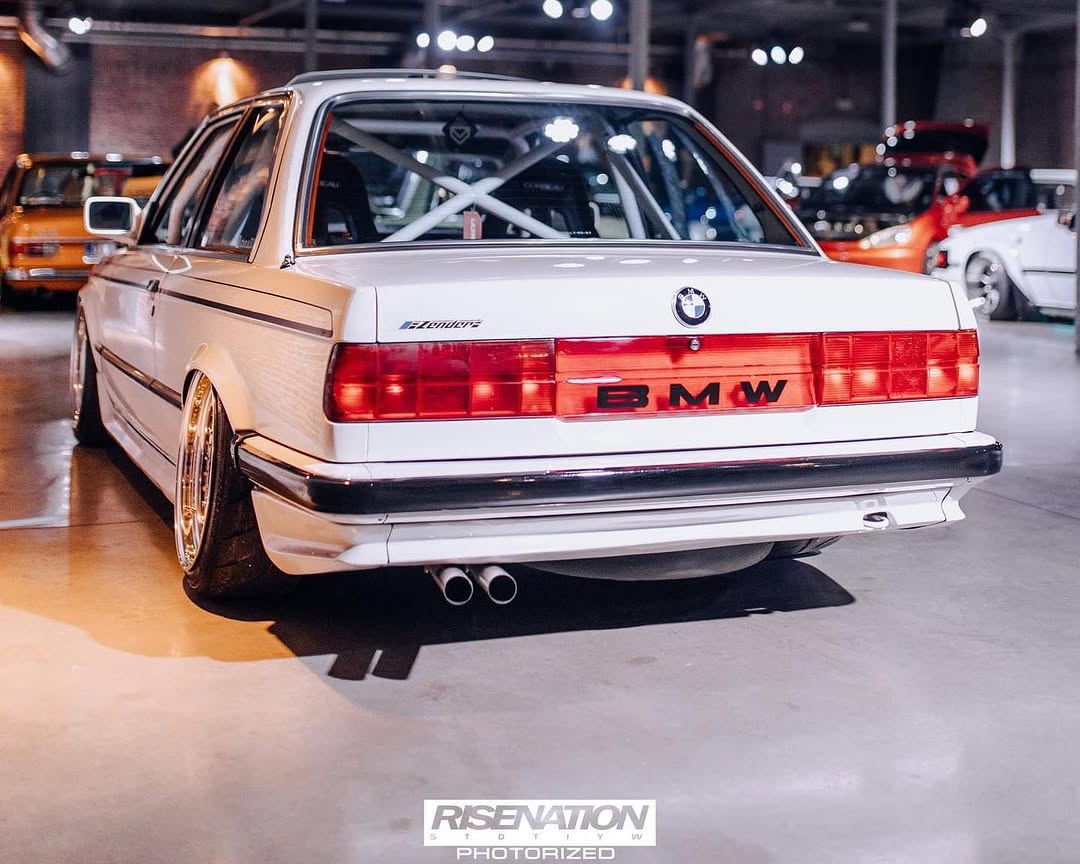 Zender BMW E30