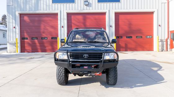 2000 Toyota Land Cruiser UZJ100