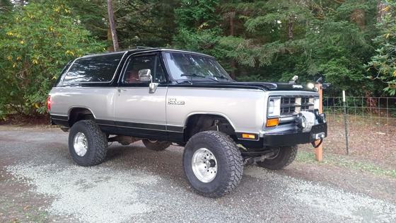 1988 Dodge Ramcharger 4×4 by James Bennett