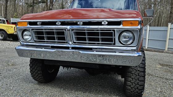 1977 Ford F-250 Custom Crew Cab Highboy 4×4