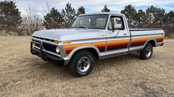 1977 Ford F-150 Custom Free Wheeling