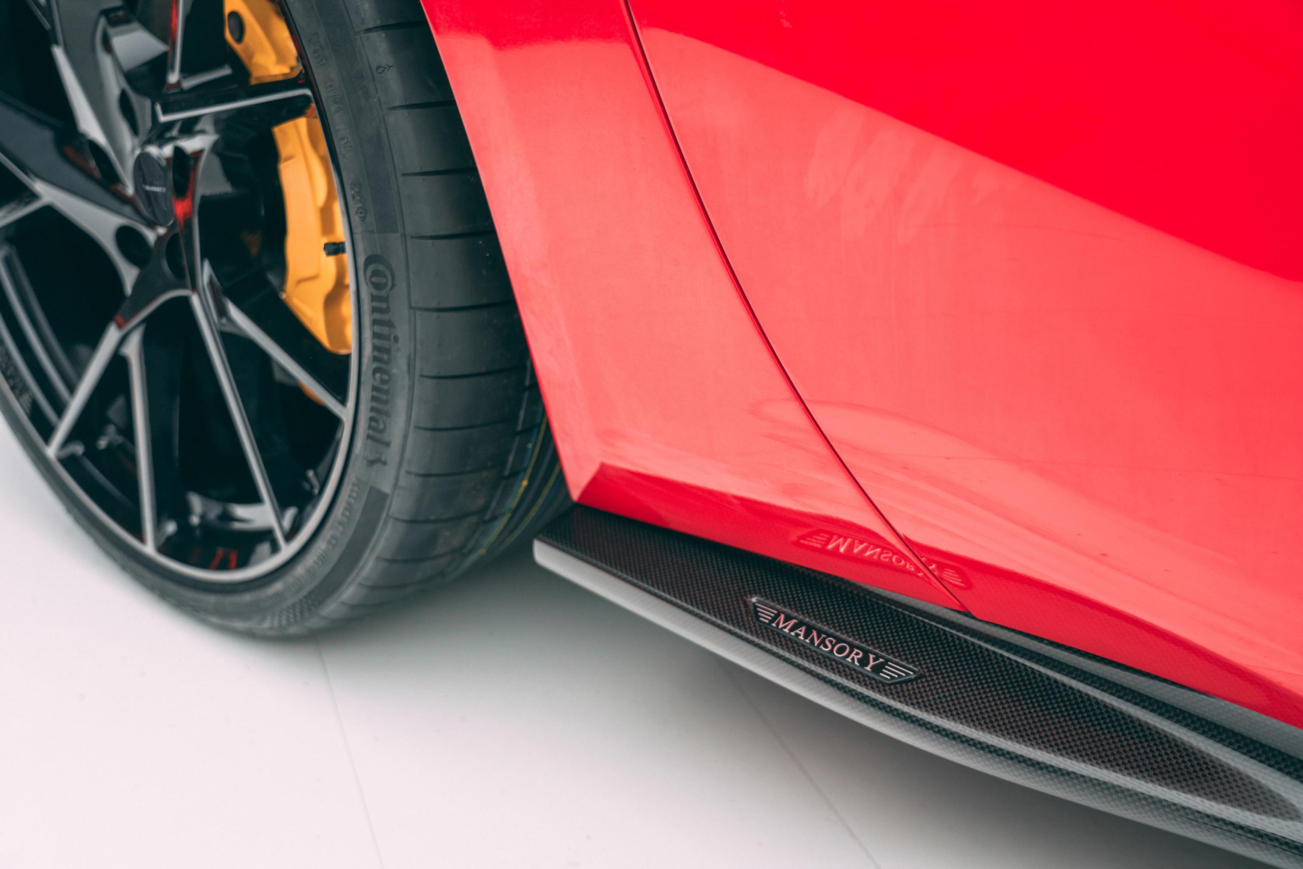 Mansory Softkit Ferrari 812 Superfast