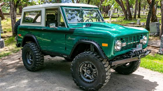 1975 Ford Bronco Modified by jmoffet