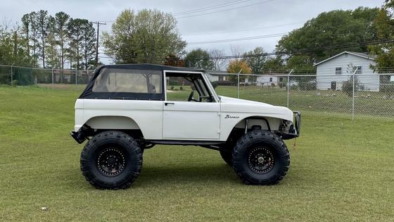 1975 Ford Bronco by Kevin_Burchel1