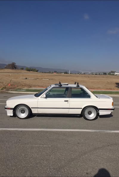 Diamond Racing Smoothies on BMW E30