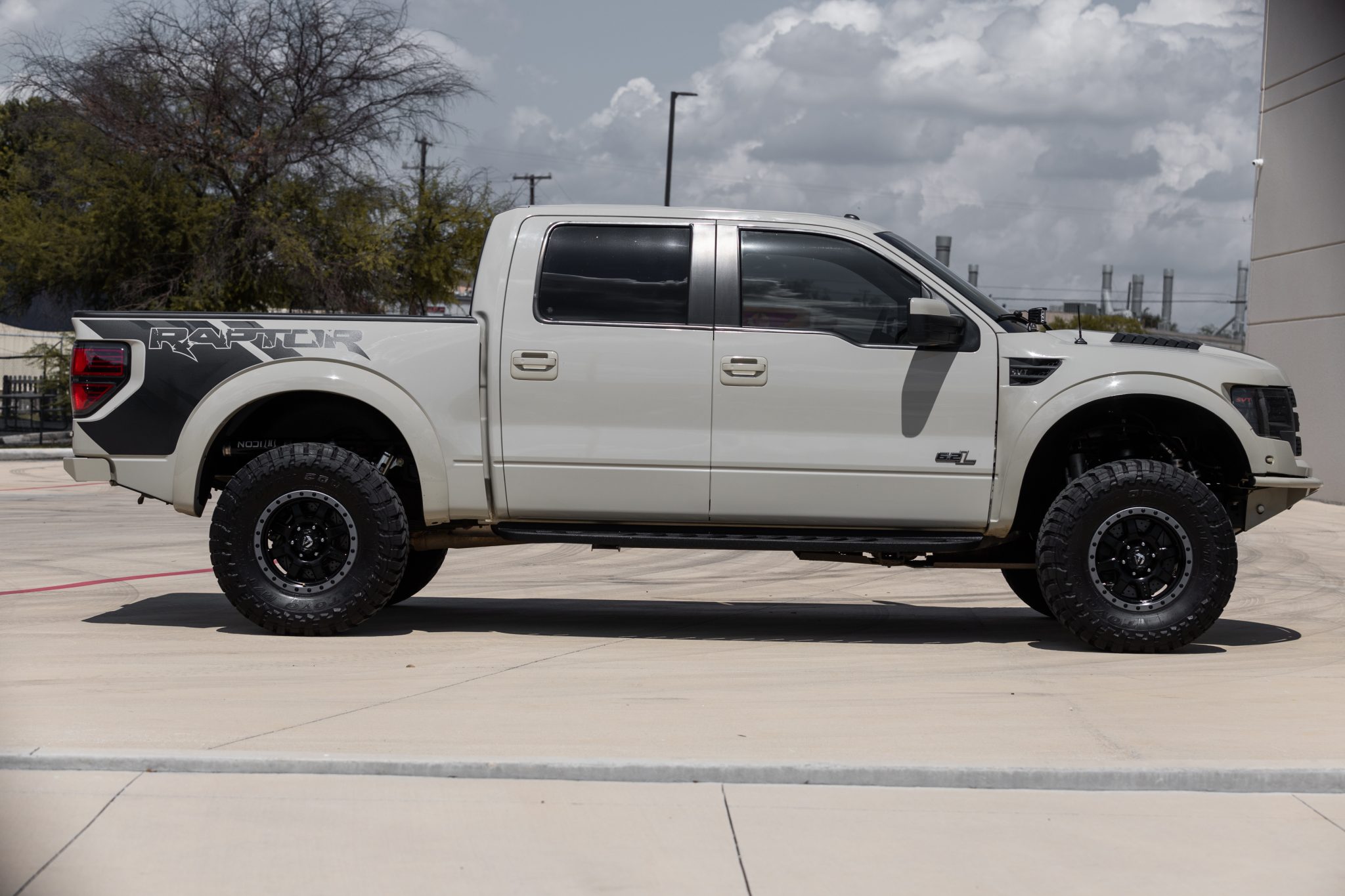 2014 Ford F-150 SVT Raptor SuperCrew