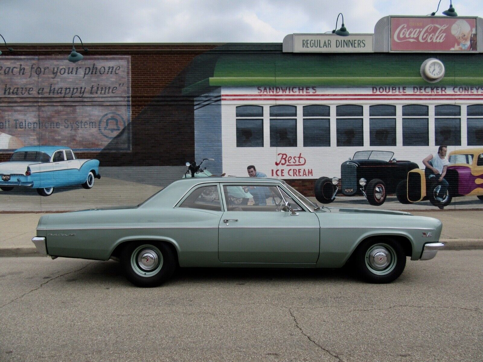 468 Big-Block 1966 Chevrolet Bel Air Restomod