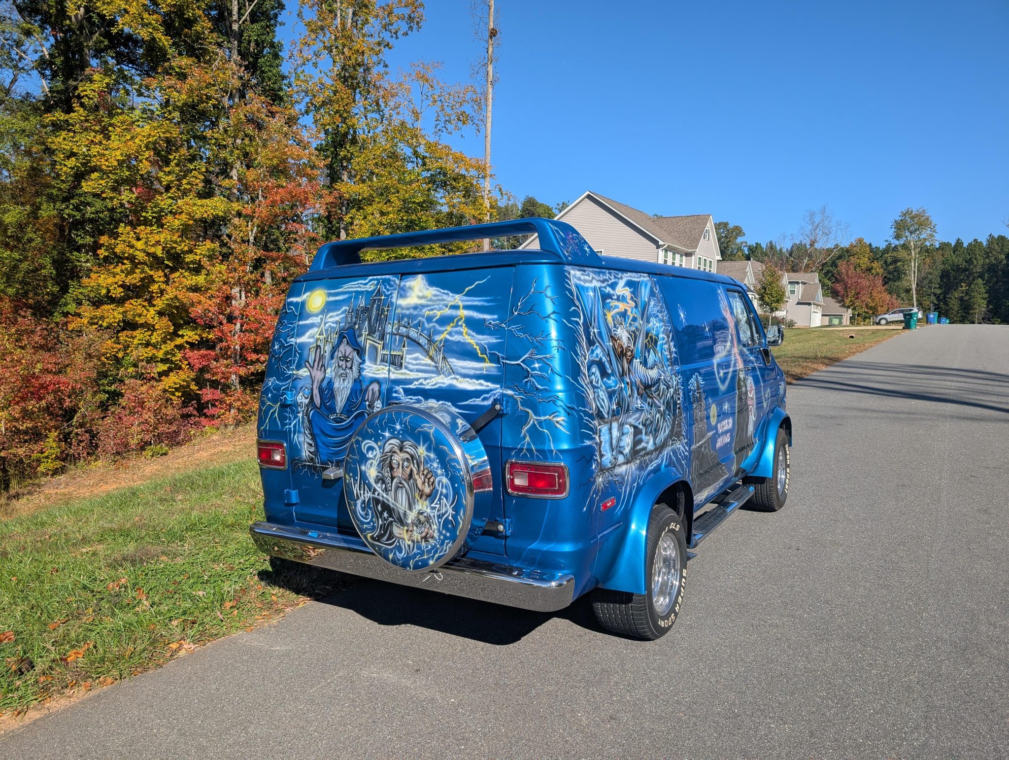 1977 Dodge Tradesman B200 "Wild Side"