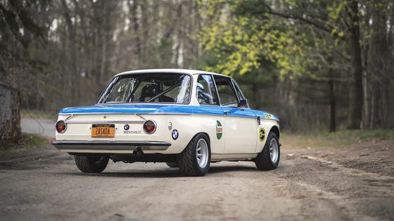 BMW 2002Ti Tribute by Piotr