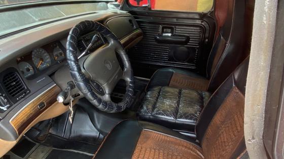 Crown Victoria-Framed 1970 Ford F-100 Restomod