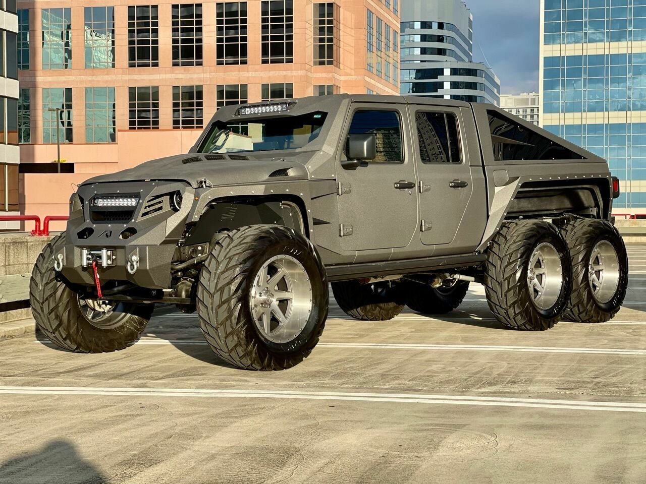 750hp Hellcat-Powered Apocalypse Hellfire 6x6