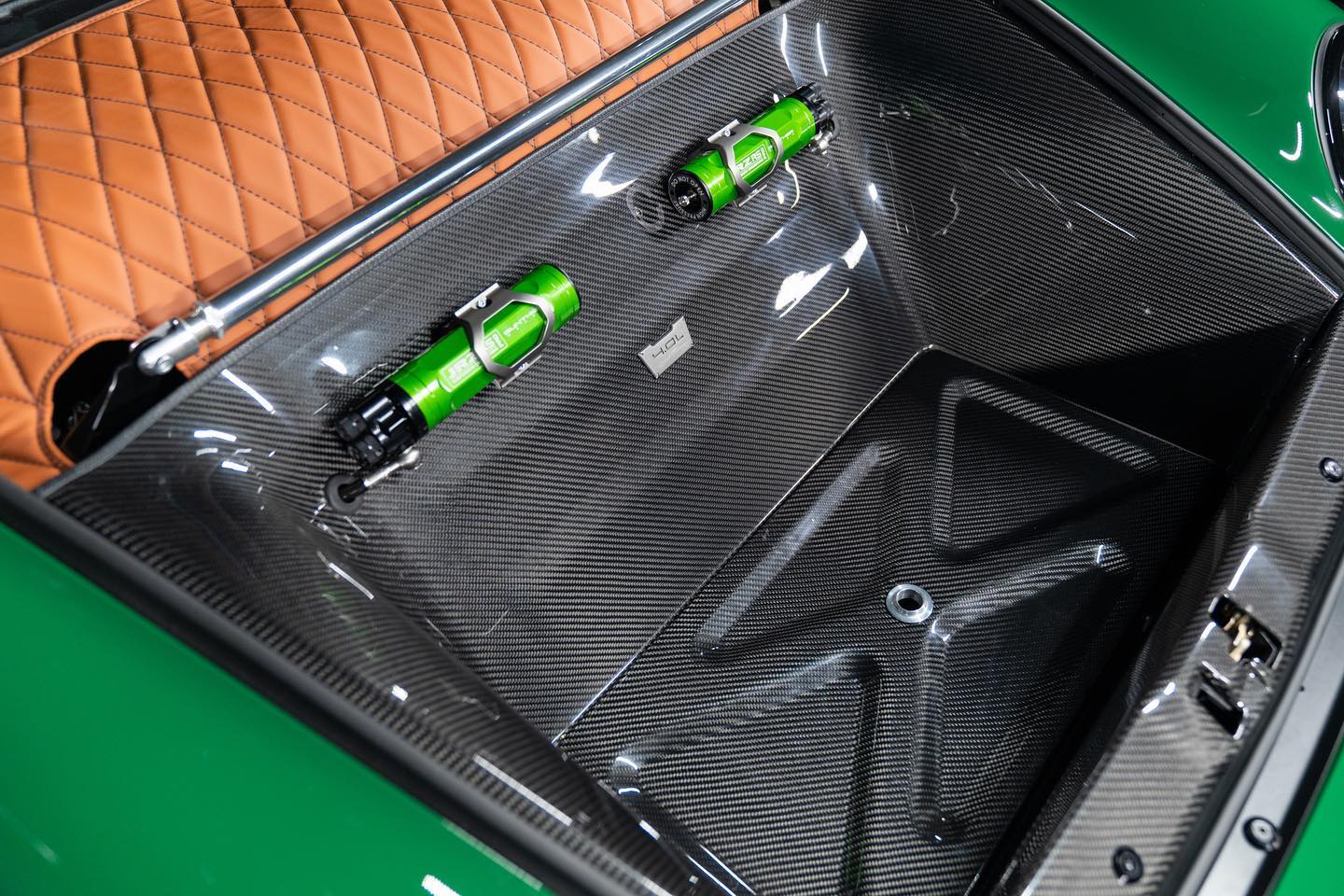 435hp Gunther Werks Porsche 993 in Irish Green