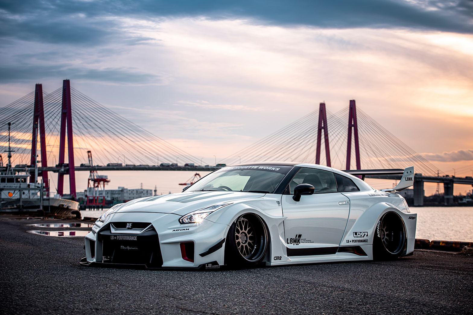 Liberty Walk Nissan GT-R