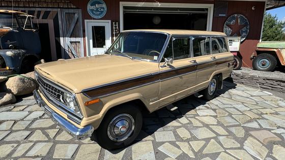 1977 Jeep Wagoneer Custom