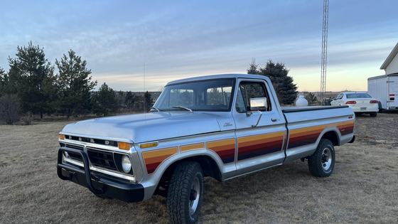 1977 Ford F-150 Custom Free Wheeling