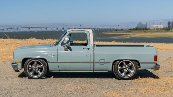 1987 GMC R1500 Pickup by SmithVolvo