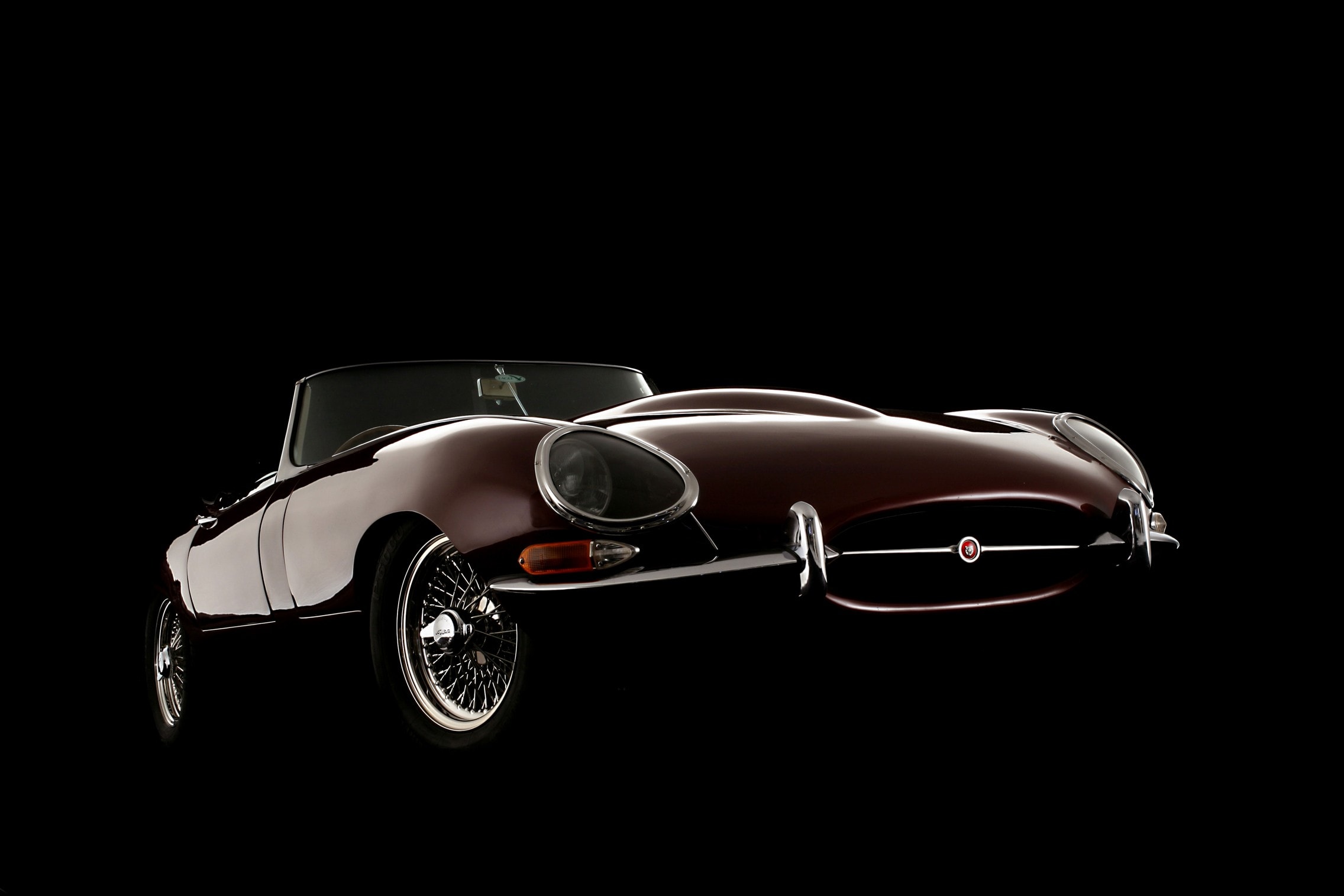 Tesla-Powered Jaguar E-Type Restomod by E.C.D.