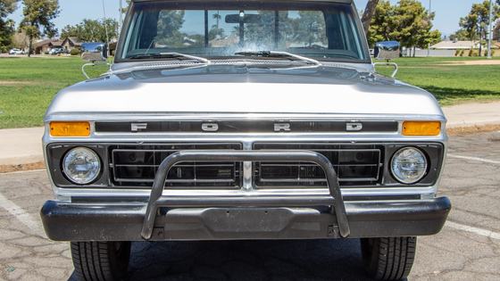 1977 Ford F-150 Custom Free Wheeling