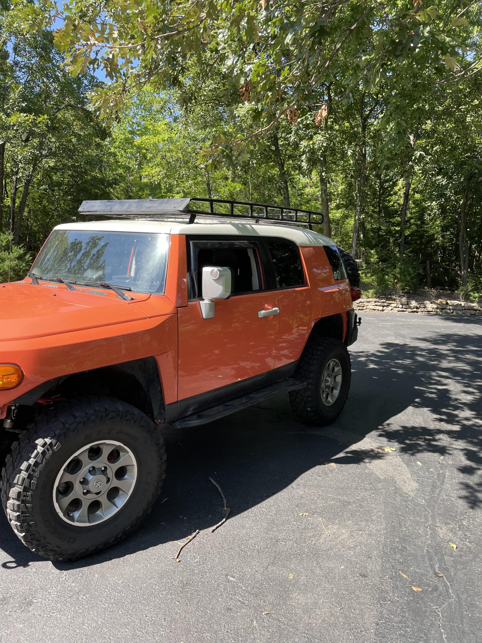 2013 Toyota FJ Cruiser 6-Speed