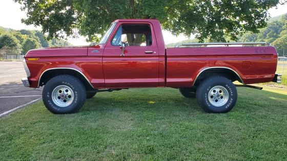 1977 Ford F-150 Custom 4×4