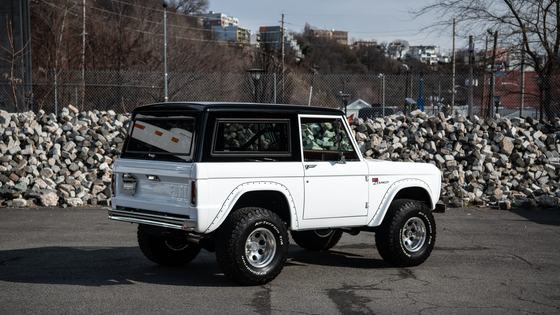 1969 Ford Bronco by ASC 4×4
