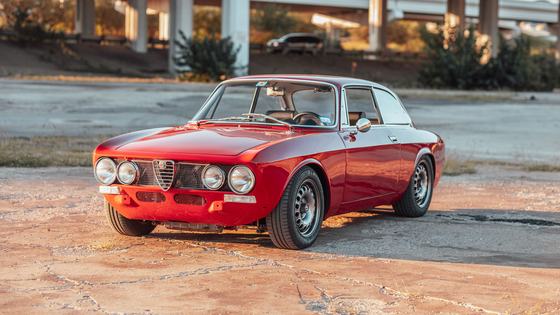 1974 Alfa Romeo GTV 2000 by Alfaholics