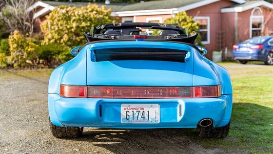 1986 Porsche 911 Carrera Cabriolet