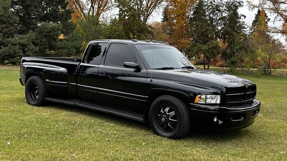2002 Dodge Ram 3500 SLT+ Quad Cab Dually