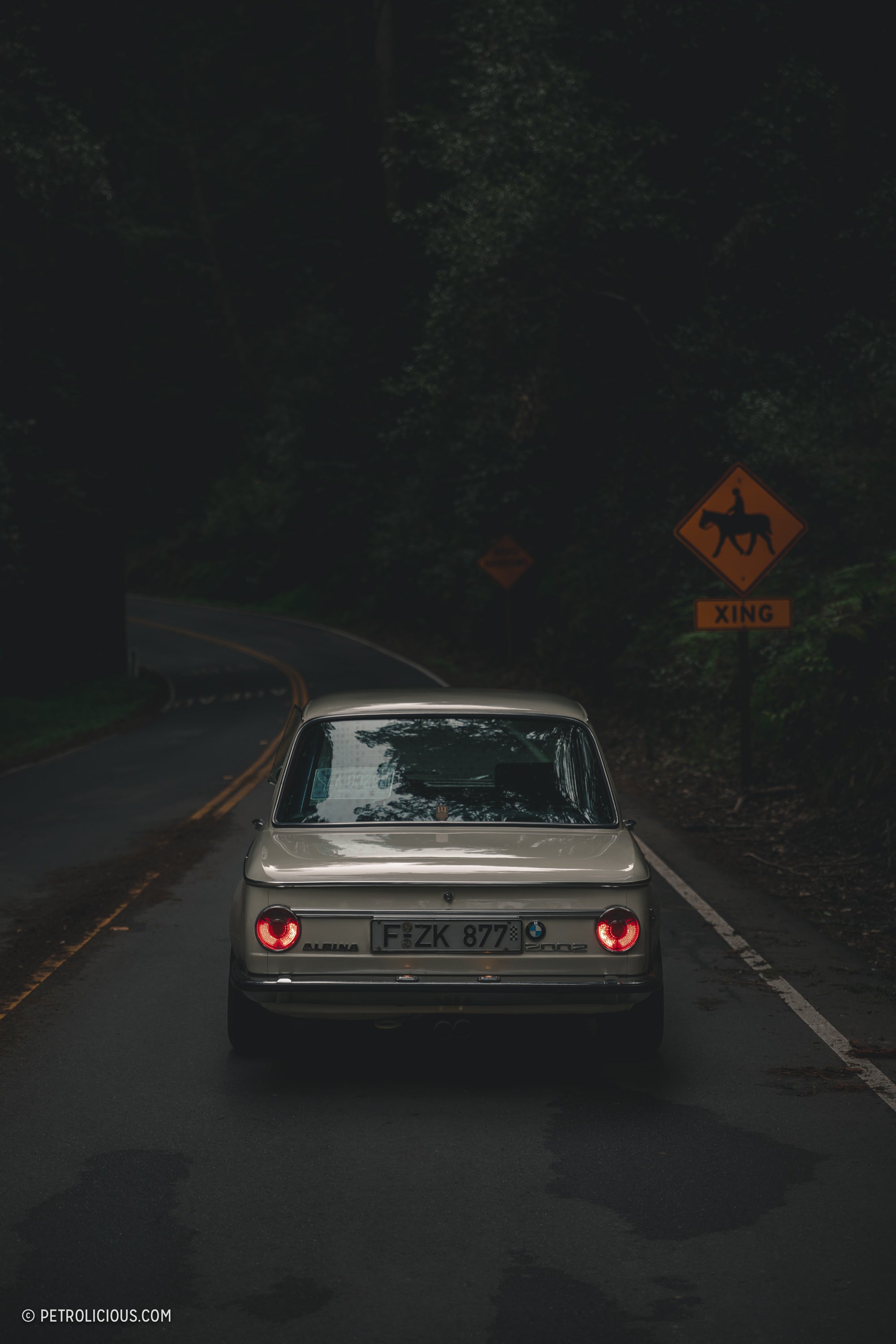 BMW 2002 Alpina Tribute with M10 Engine and Alpina Livery