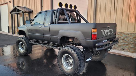 1986 Toyota Pickup SR5 Xtracab Turbo