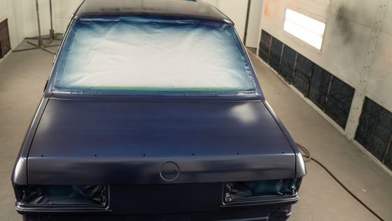 Manual-Swapped BMW E28 by CAtuned