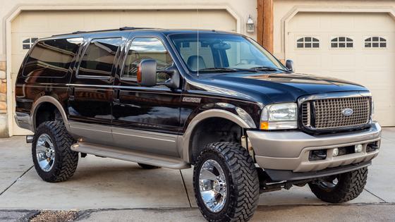 Modified 2004 Ford Excursion Eddie Bauer
