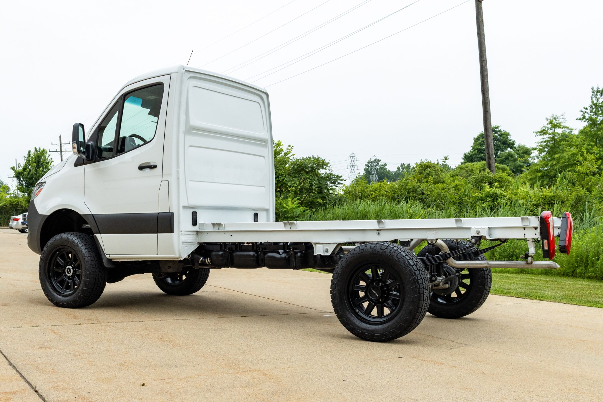 2019 Mercedes-Benz Sprinter 3500XD 4x4 Chassis Cab by Whitefeather 4×4 Conversions