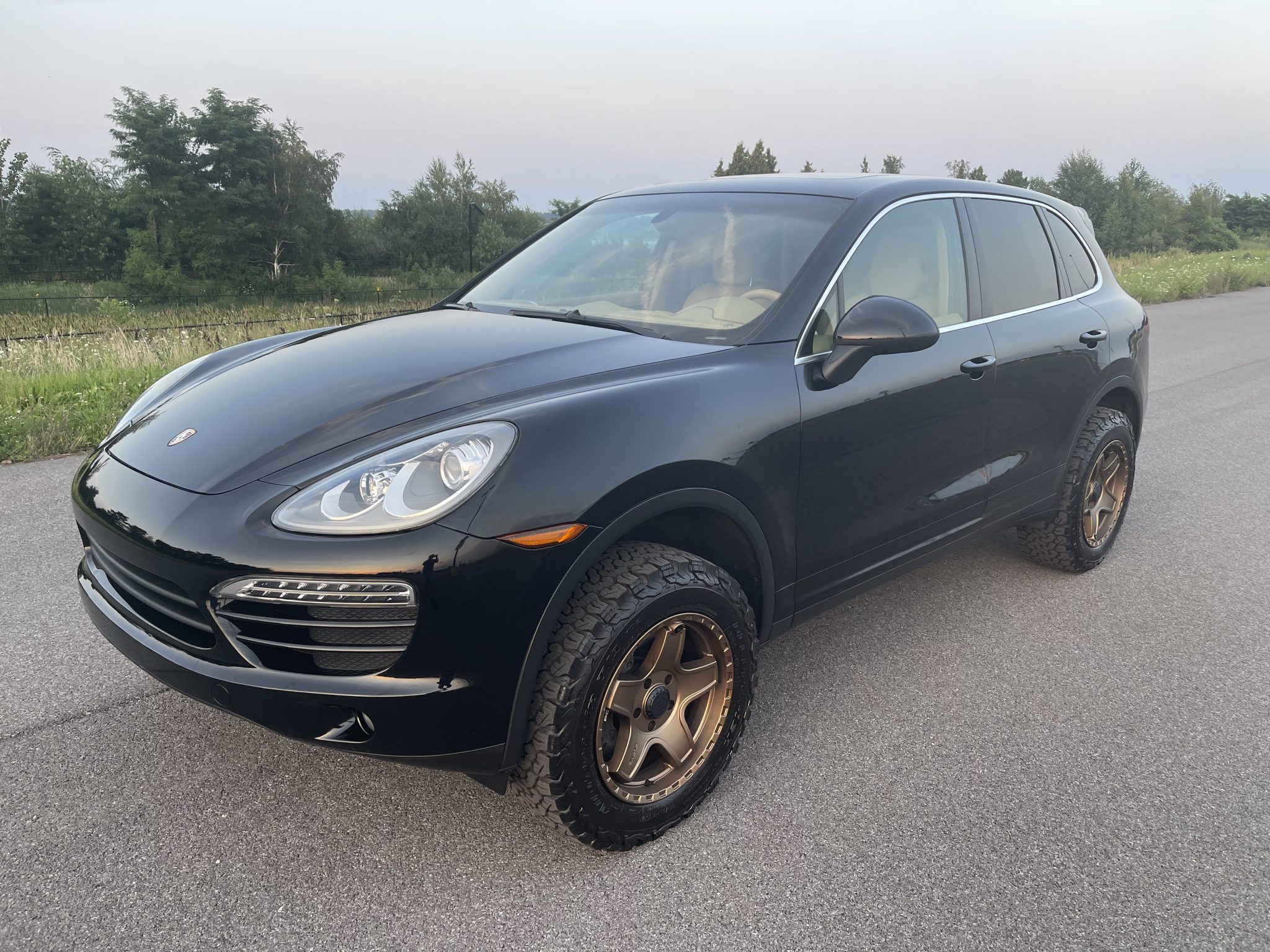 2013 Porsche Cayenne by Selling Dealer