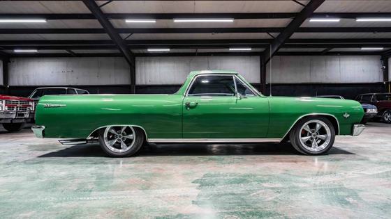 Restomod 1965 Chevrolet El Camino with 350 V8