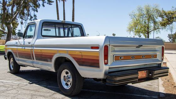 1977 Ford F-150 Custom Free Wheeling