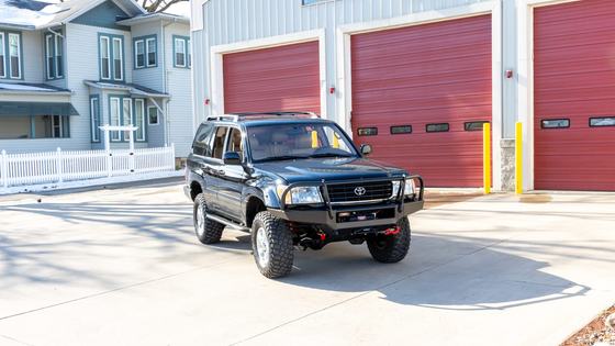 2000 Toyota Land Cruiser UZJ100