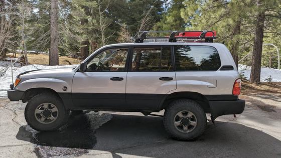 2001 Toyota Land Cruiser UZJ100