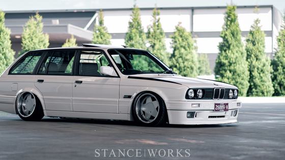 BMW E30 325i Touring by Michael Hack