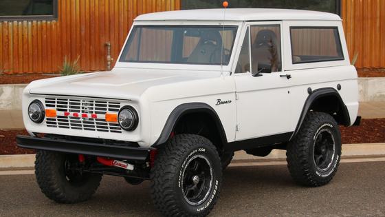 1969 Ford Bronco with 302ci V8 and Lift Kit