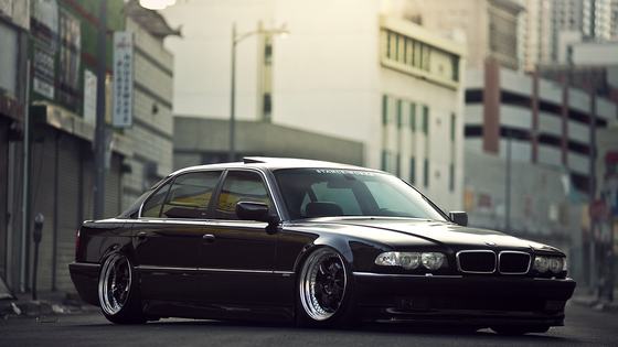2000 BMW 740iL by Jeremy Whittle