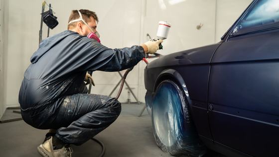 Manual-Swapped BMW E28 by CAtuned