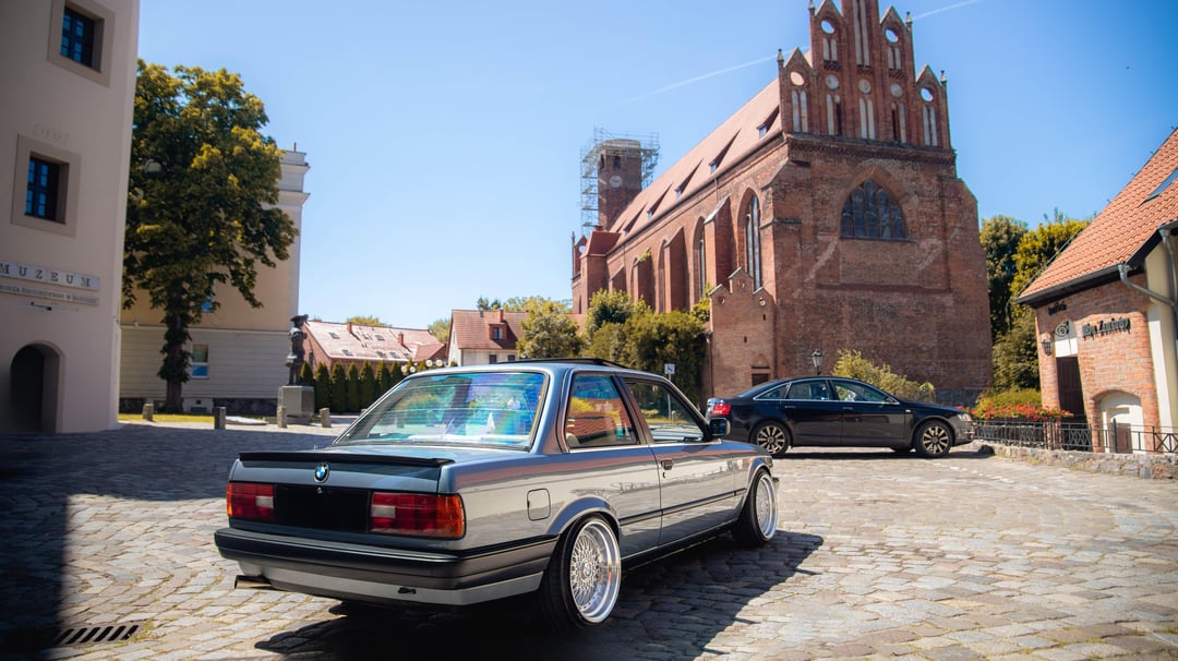 Clean BMW E30