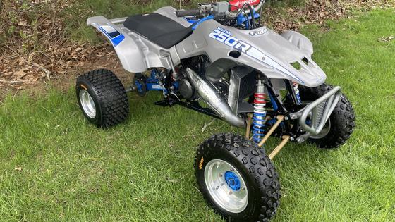 1987 Honda FourTrax 250R by Quadcustomz