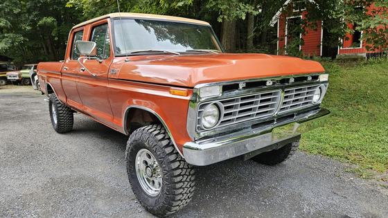 1977 Ford F-250 Custom Crew Cab 4×4