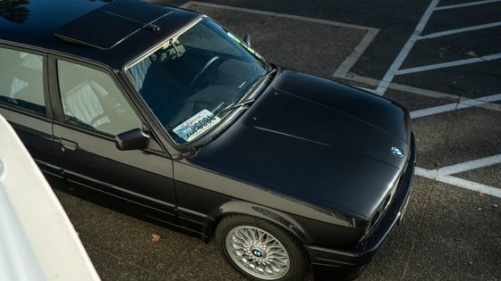 Euro BMW E30 Touring by CAtuned